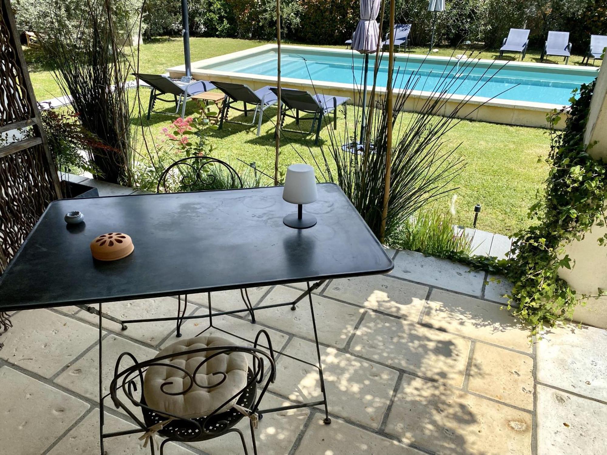 Le Jardin De Lau Vila Aubignan Quarto foto