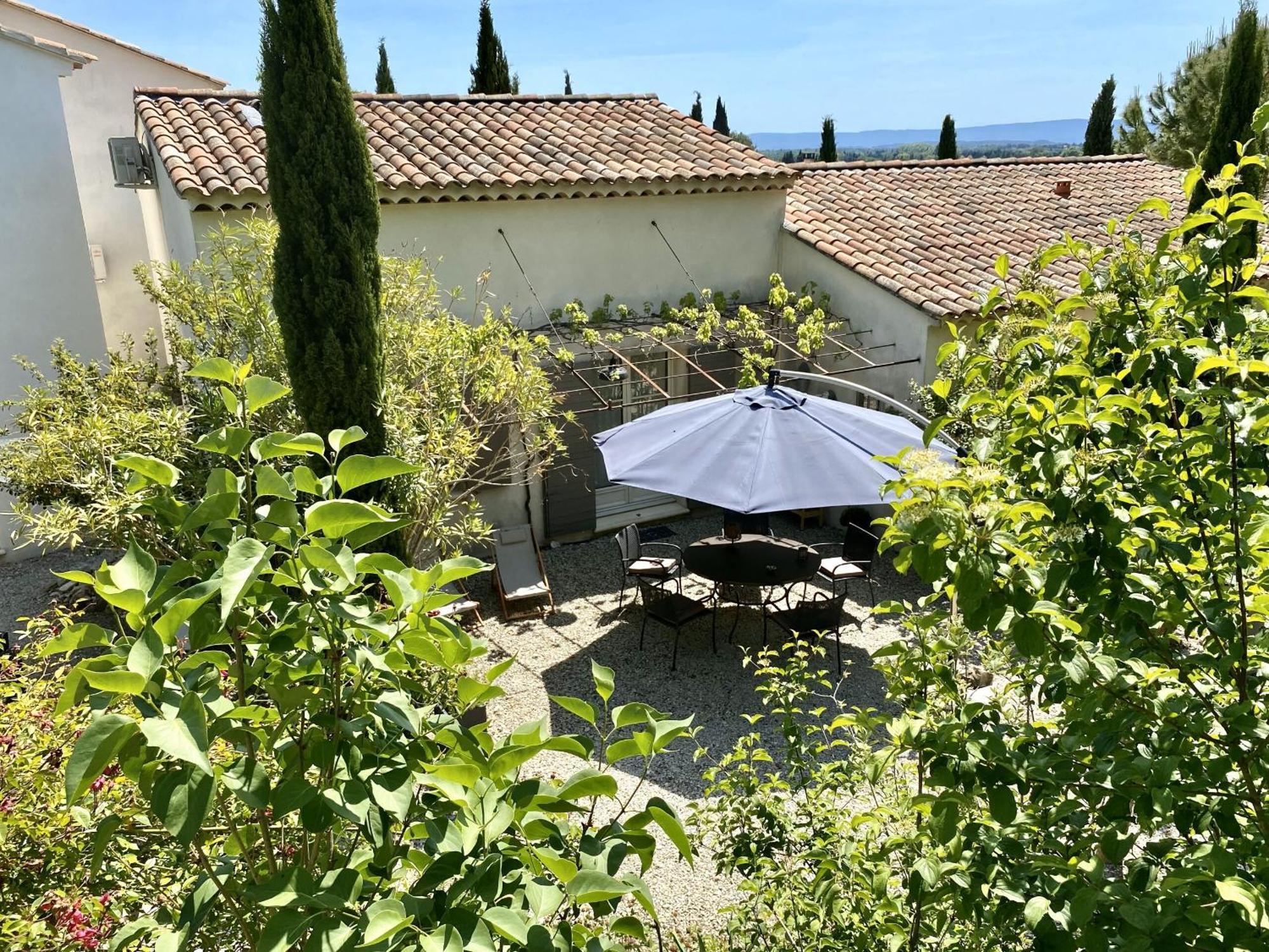 Le Jardin De Lau Vila Aubignan Quarto foto